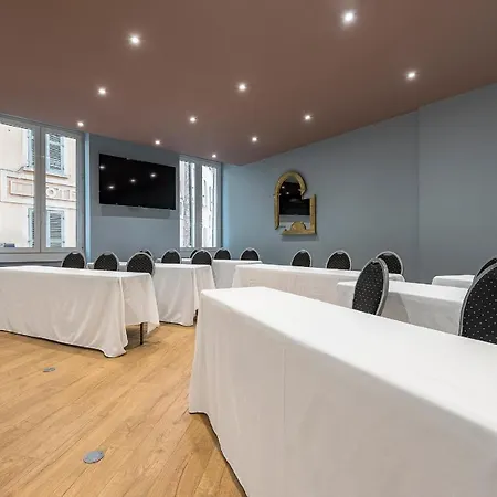 Grand Dauphine Toulon, Boutique & Toulon