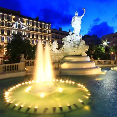Grand Dauphine Toulon, Boutique & 3*