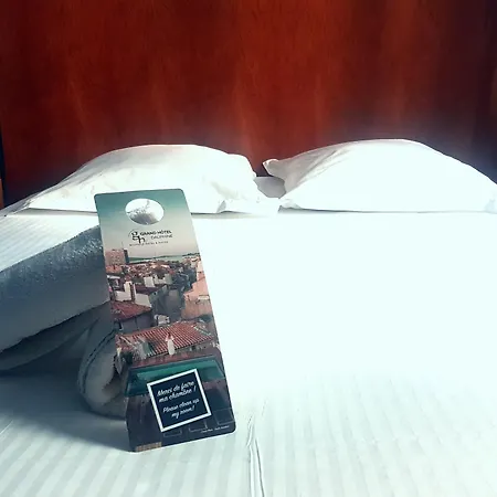 Grand Dauphine Toulon, Boutique & 3* Toulon