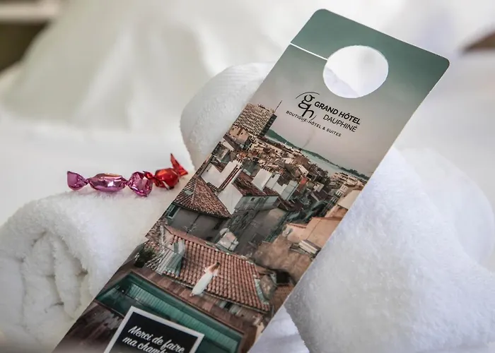 호텔 Grand Dauphine Toulon, Boutique & 3*