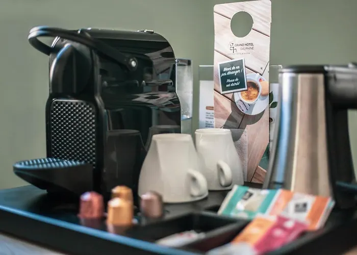 호텔 Grand Dauphine Toulon, Boutique & 3*